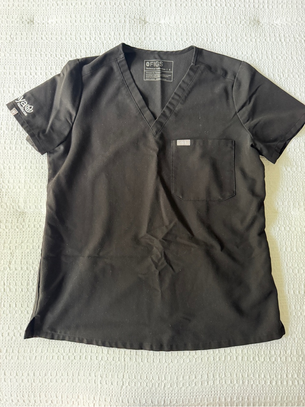 FIGS Catarina One-Pocket Scrub Top Black Women’s Small